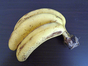 Image: Curved Chinese banana or 'heurng d'zhu' - Click to Enlarge