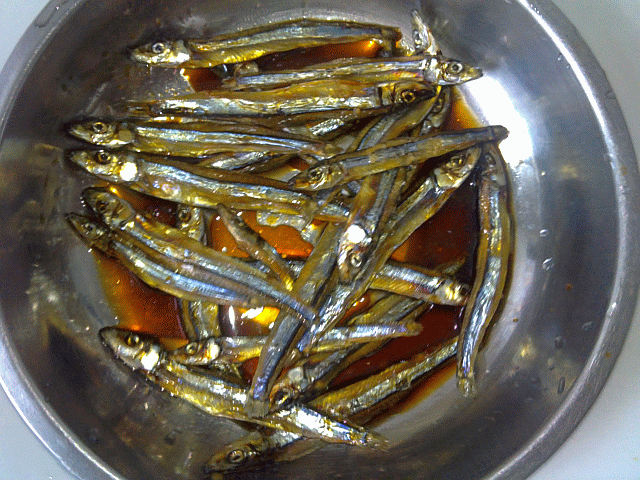 Ham Yue are small fish that resemble whitebait when cooked